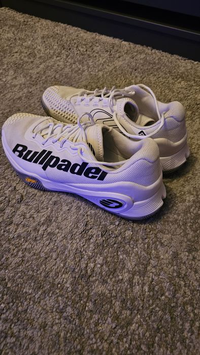 Vendo Bullpadel Vibram como novos