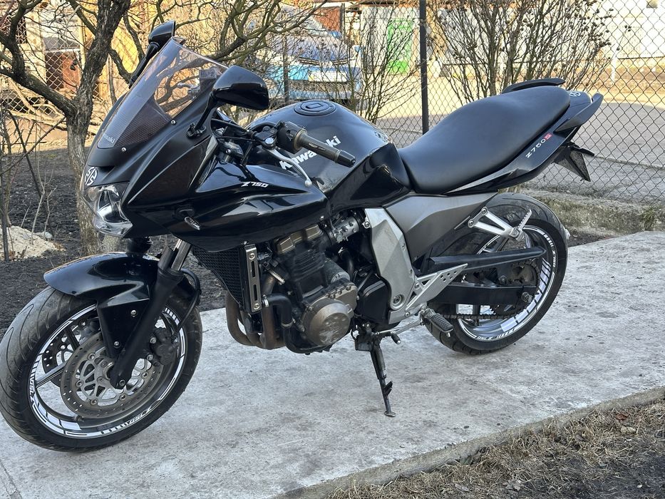 Kawasaki z750s 2004