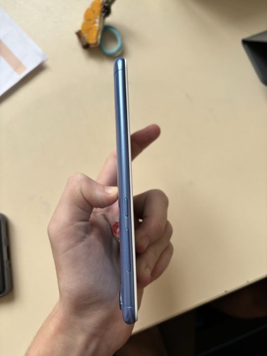 Продам xiaomi redmi 6a blue 2/16