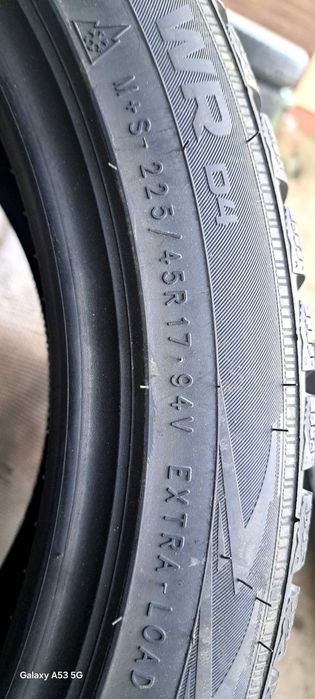 2 x 225/45/17 Nokian Tyres WR D4 zima Trzcianka • OLX.pl