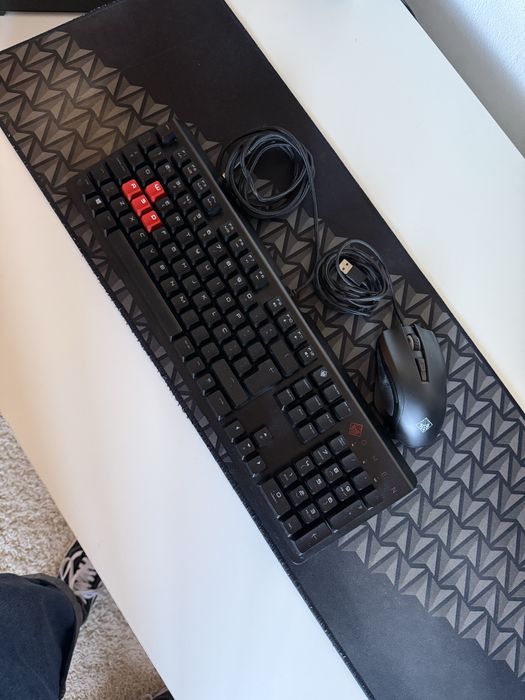 Teclado + Rato Gaming OMEN + Tapete de Oferta