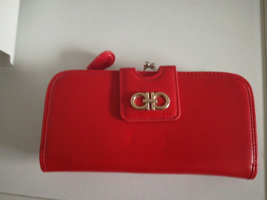 Czerwony portfel rozm. 23/12