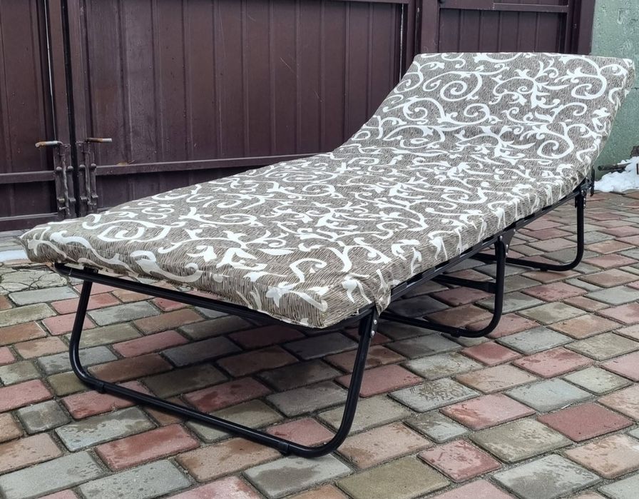 Розкладачка раскладушка ліжко на ламелях Нова з матрацом