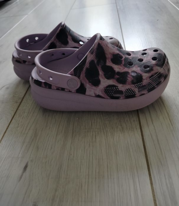 Crocs J1 32/33 Iconic Comfort fioletowe panterka platforma