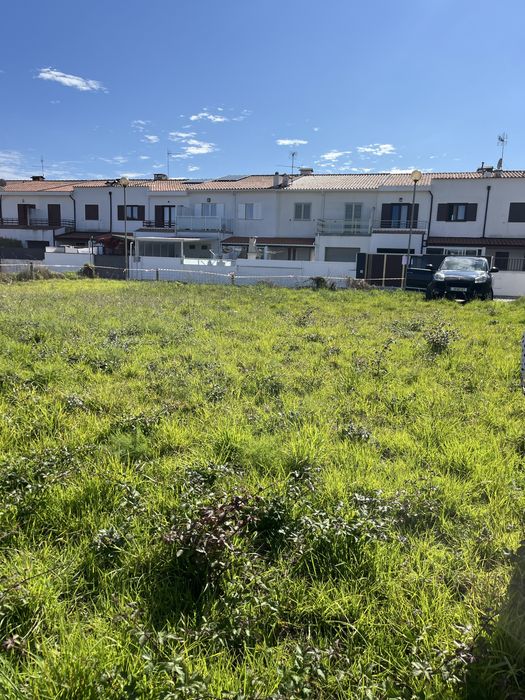 Dois  excelentes lotes a 3 minutos do centro da Póvioa de Varzim