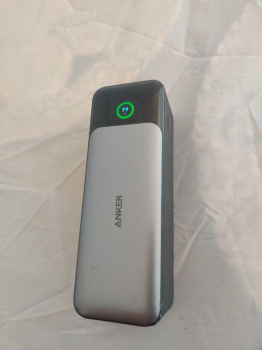 Powerbank Anker model 737