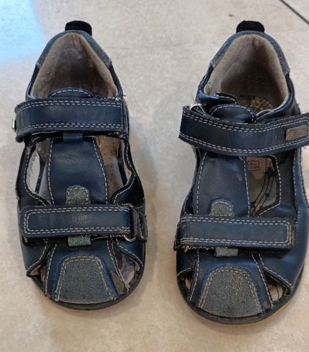 Дитячі  босоніжки