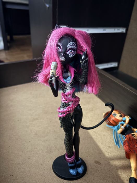 іграшки оригінальні, кукли монстрхай, терміновий продаж