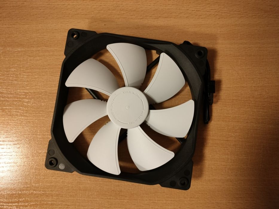 Wentylator Fractal design gp14