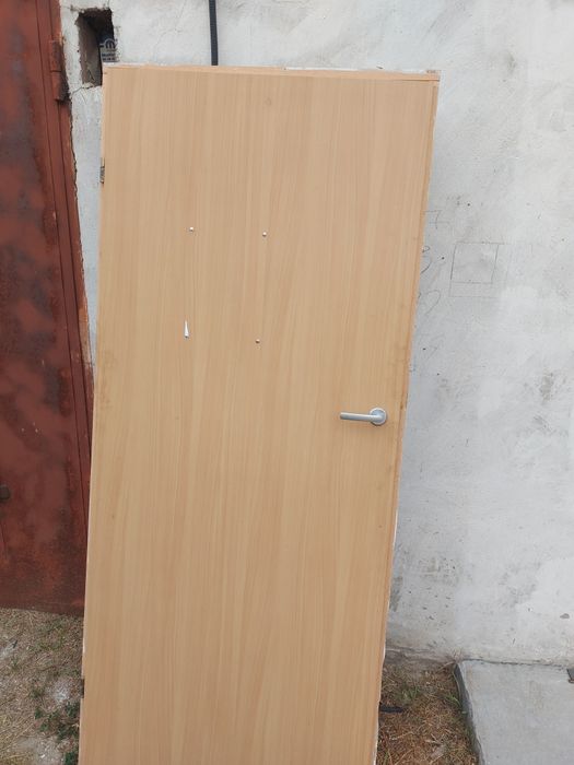 Двері міжкімнатні б/в