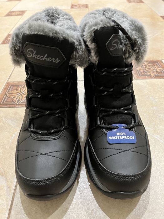 Зимове взуття Skechers