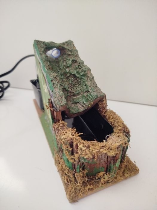 Wodospad strumień ruchoma figurka z pompą na wodę do szopki makiety