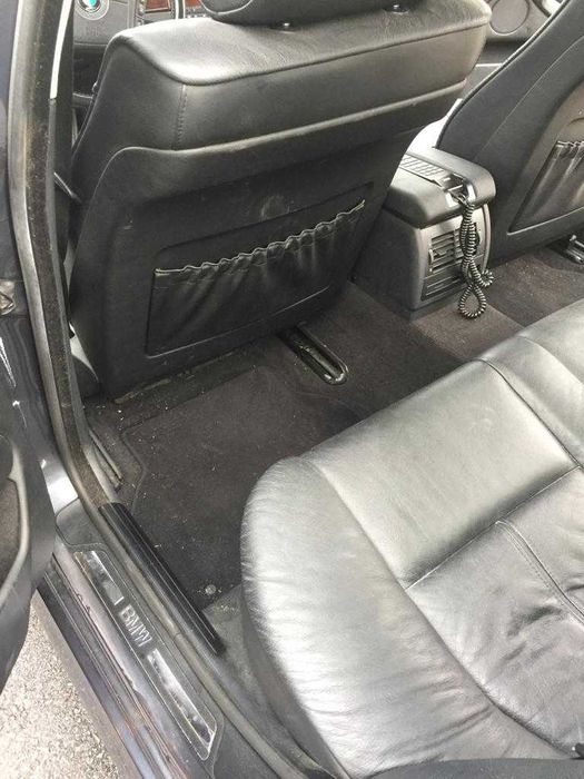 BMW E39 528i Caixa Manual em Muito Bom estado