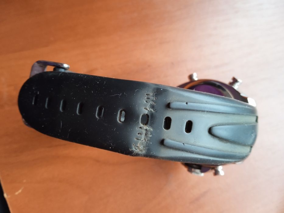 Продам наручний годинник