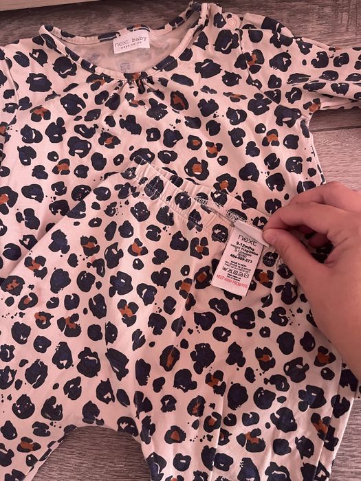 Костюм від фірми Next