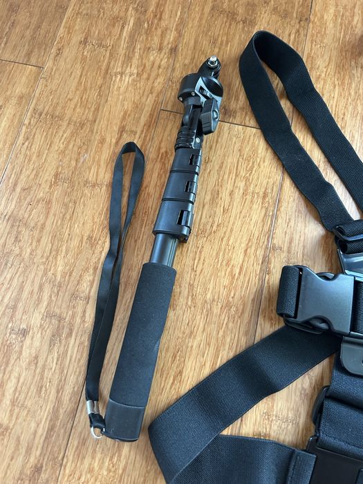 GoPro Hero 4 Silver - praktycznie nowa, z bogatym zestawem akcesoriów!