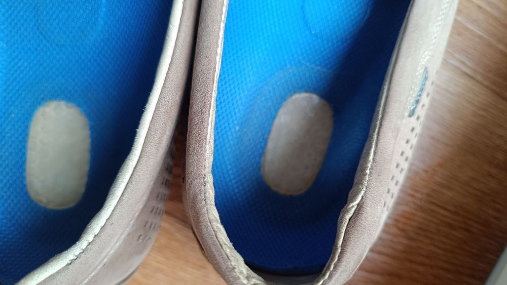 Продам макасіни чоловічі