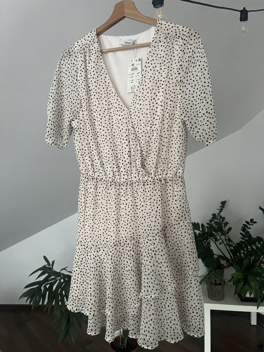 NOWA Sukienka mini w kropki Reserved rozm 40