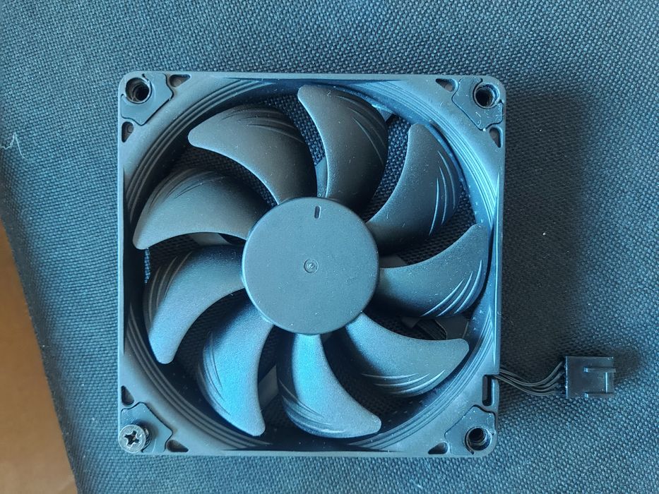 Ventoinha Noctua NF-A9x HS-PWM Chromax