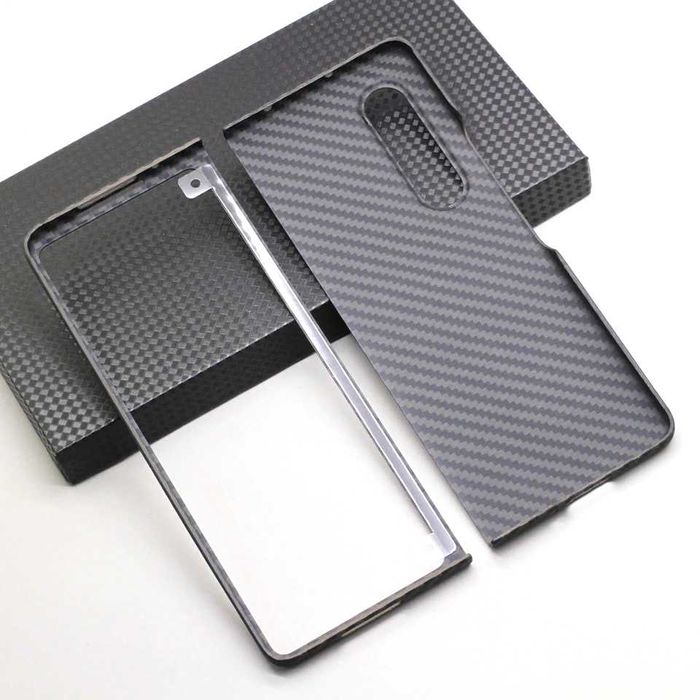 Карбоновый чехол Samsung Galaxy Z Fold 3