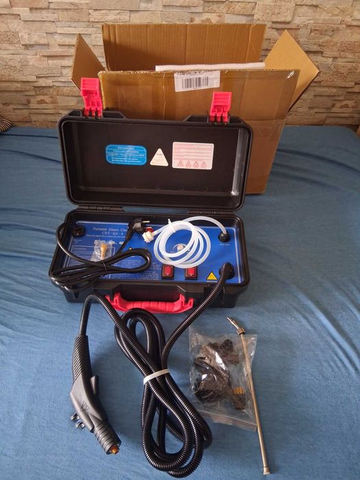 Myjka parowa.Parownica przenośna w skrzyni 220V 3000W CNT-QX-A
