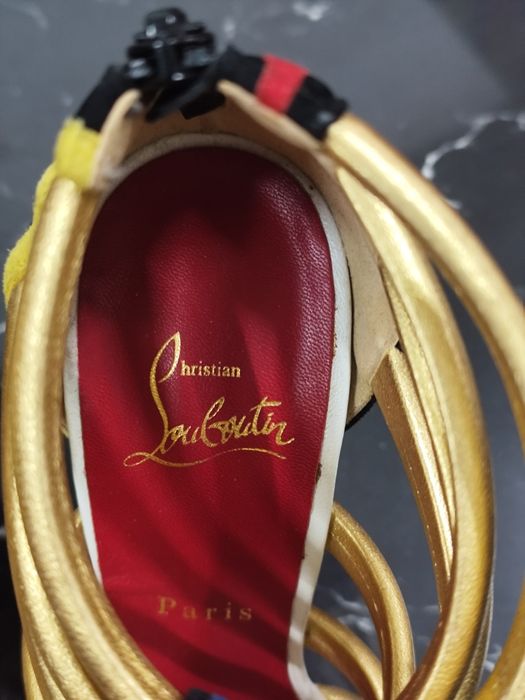 Sandálias EXTRAVAGANTES Christian Louboutin  Edição especial limitada (muito rara)