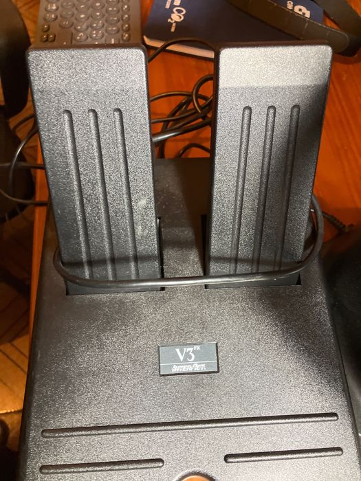 Playstation 1 - Volante com pedais V3