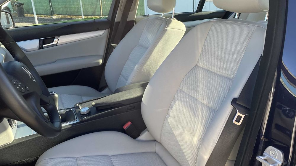 Mercedes-Benz C220 CDi Avantgarde BlueEfficiency NACIONAL