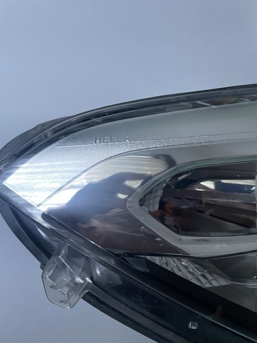 Farol Direito Halogéneo BMW