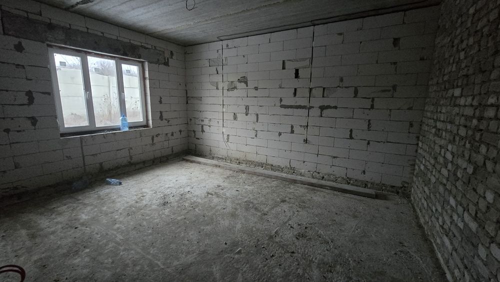 Продам! Дом смт  Писочин  с видом на озеро