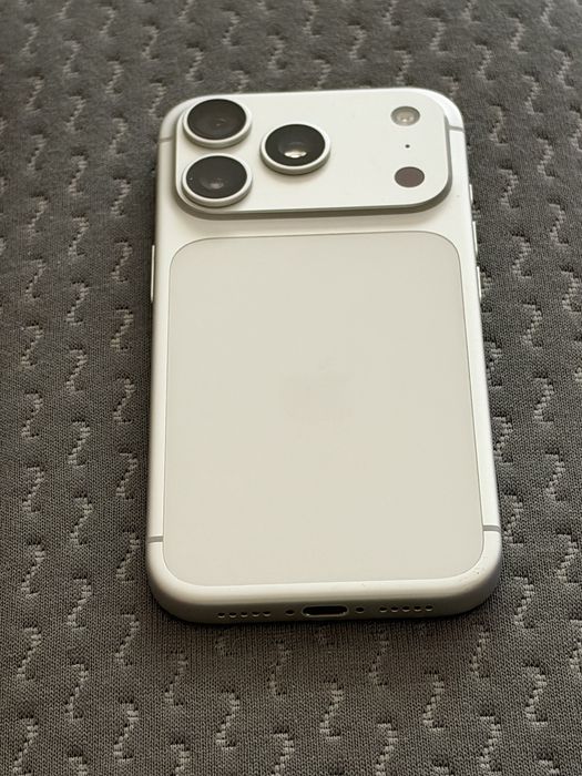 iPhone 17 Pro eSIM 256 GB