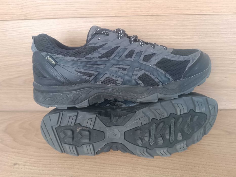 Кроссовки на весну Asics Fujitrabuco Gore tex 42 р 27 см Vietnam идеал