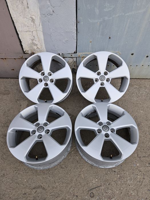 Alufelgi 17" Opel 5x105 Astra J K Mokka Czujniki powietrza