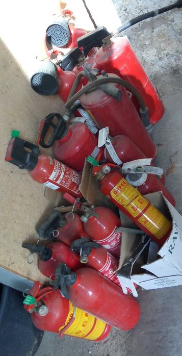 Extintores de pó químico