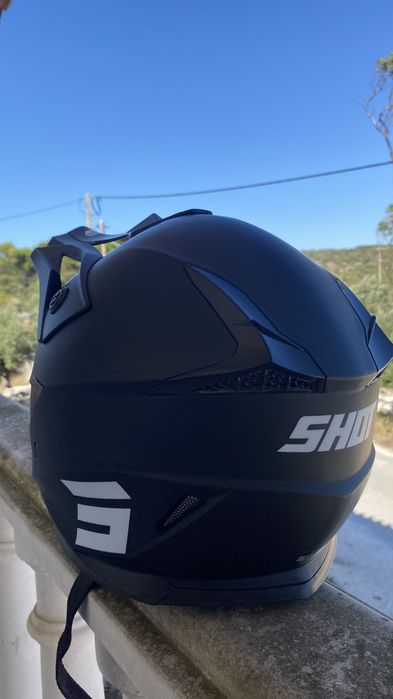 Capacete aberto shot novo