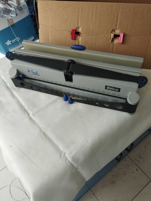 Encadernadora IBICO ( Arg. Metal/Plastico )