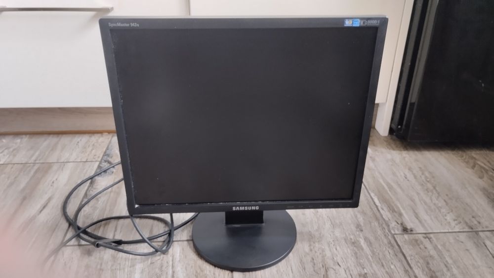 Monitor Samsung MY19LS