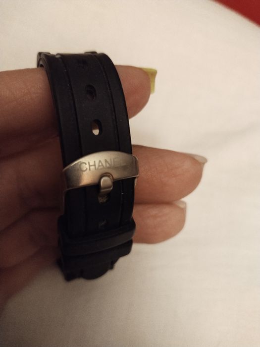 Жіночий наручний годинник