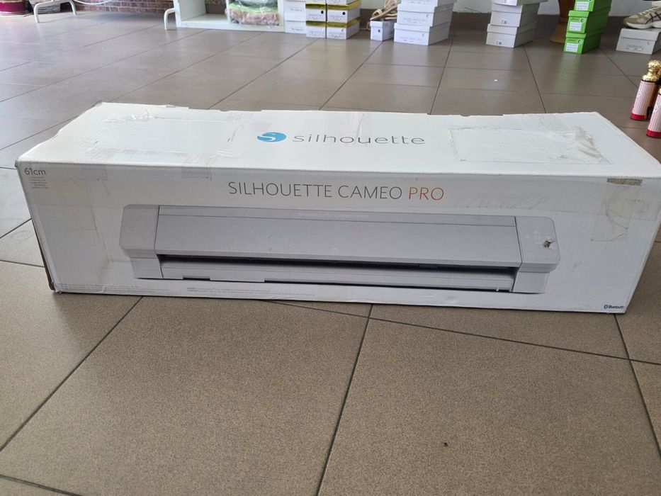 Plotter de Corte Silhouette Cameo Pro - Como Nova / Pouquíssimo Uso