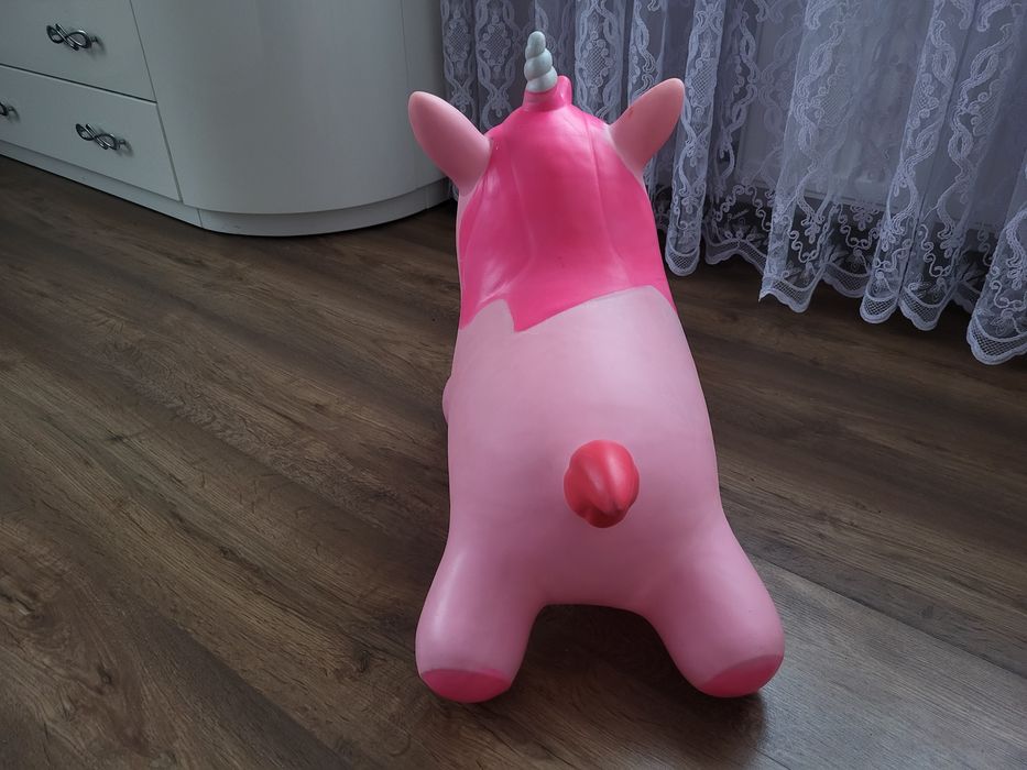 Стрибун, пригун єдиноріг резиновий, надувний