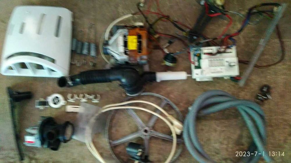 Стиральная машинка Indesit WITL 86 (Италия) на запчасти