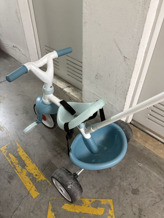 Triciclo criança