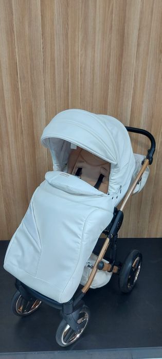 Junama Mirror Satin wózek 2w1 lub wózek 3w1  Biała skóra + miedź
