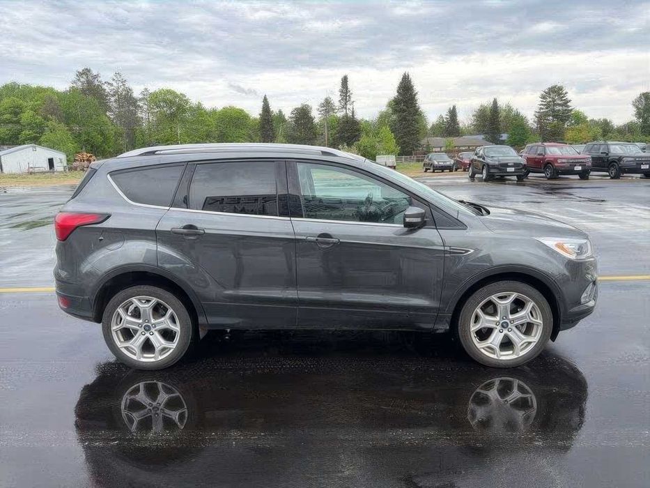Ford Escape Titanium      2019