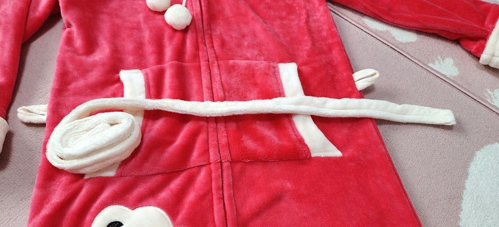 Nowy cieplutki miły w dotyku szlafrok na zamek suwak miś r. L 40