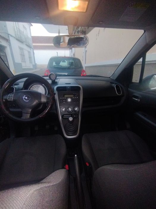 Opel Agila 2008  -  1.0