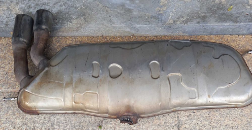 Cano de Escape Usado.