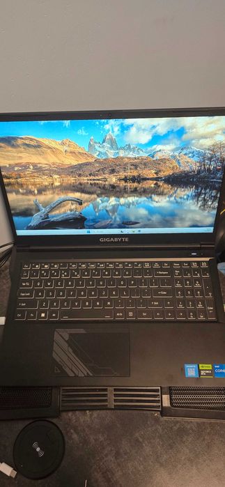 Laptop Gamingowy Gigabyte G5 i5-12500H RTX 4060 "144Hz" 1 TB 32GB DDR4
