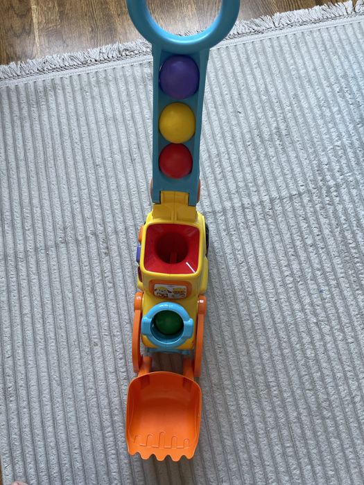 Каталка бульдозер Vtech Pop a Balls Push and Pop Bulldozer
