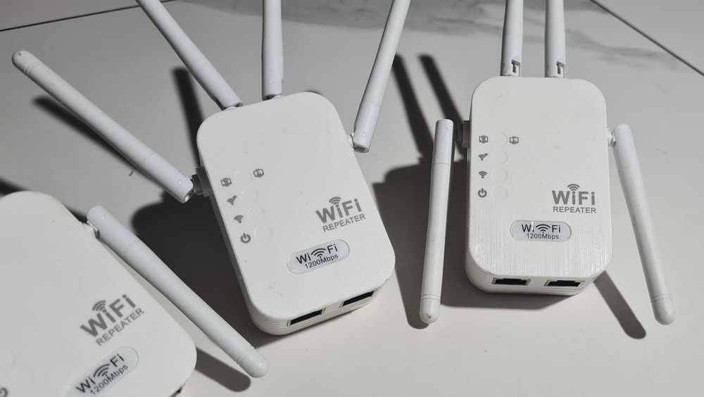 Wzmacniacz sygnału WiFi Repeater/AP 2,4GHz i 5GHz 1200Mbps